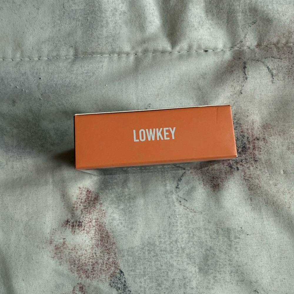 Danessa Myricks Beauty Yummy Skin Lowlighter - Lowkey - Picture 5 of 5